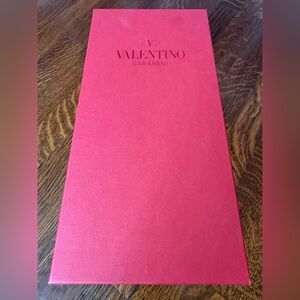 Valentino Shoe Box w/dust bag (no shoes)